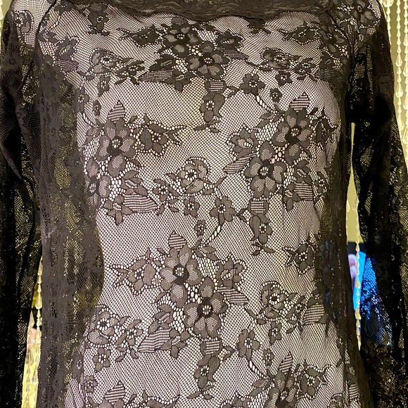 LONG SLEEVE LACE DRESS - Picture 3 of 4